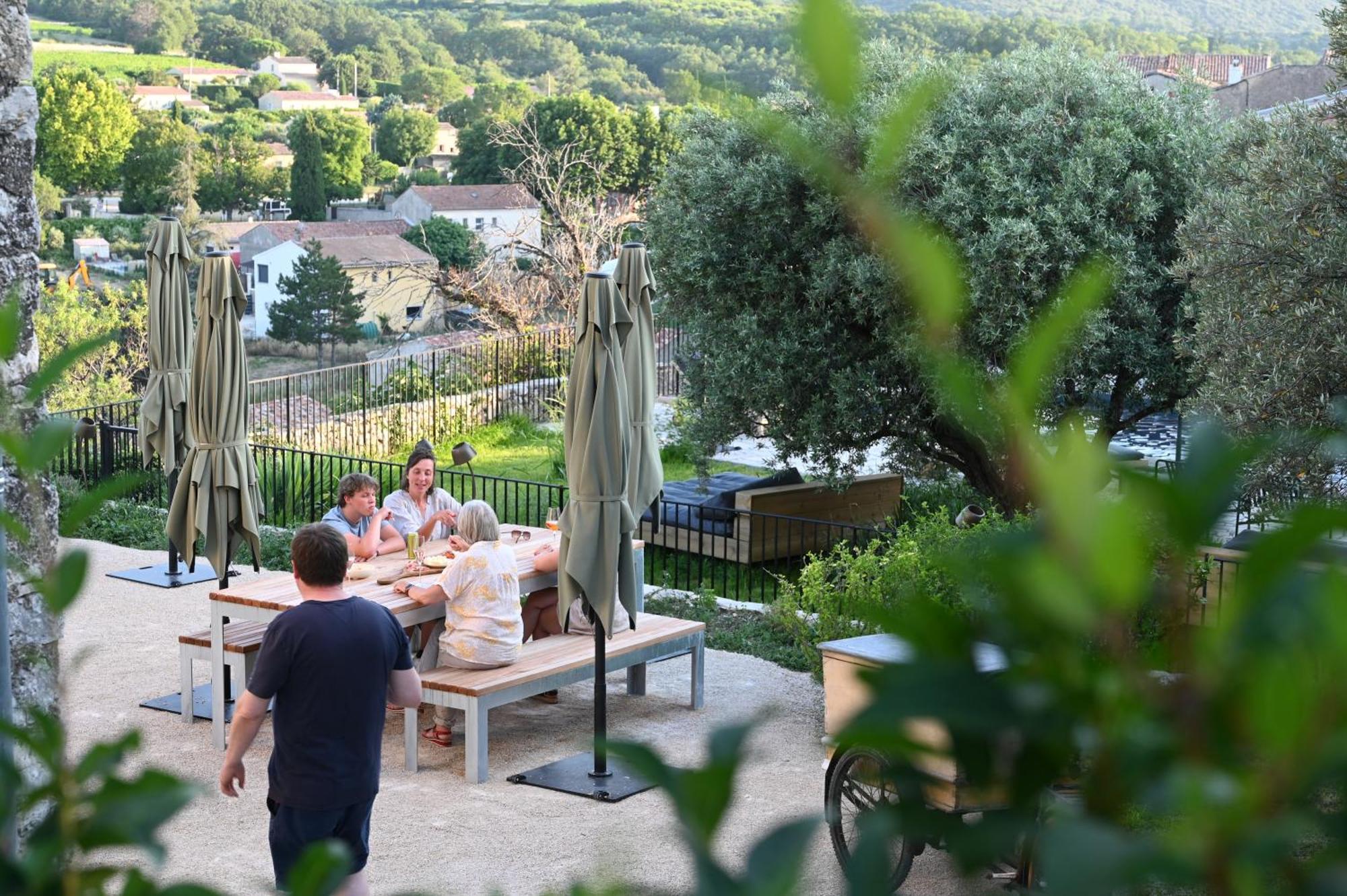 Le Pavadou B&B Methamis Bagian luar foto