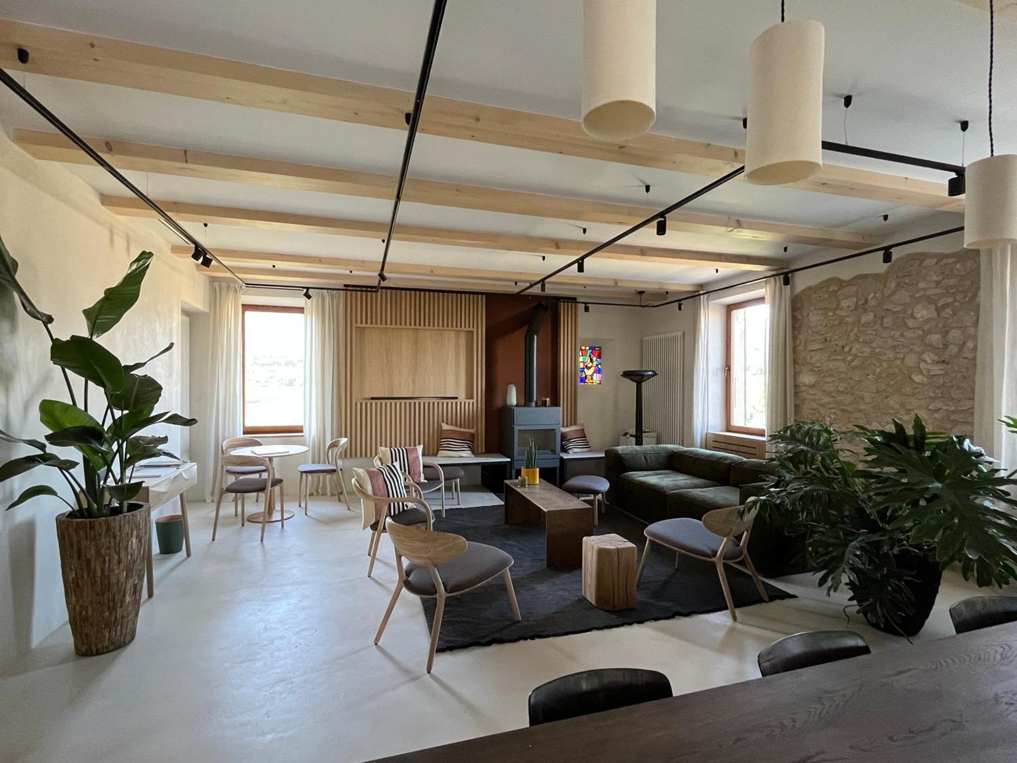 Le Pavadou B&B Methamis Bagian luar foto